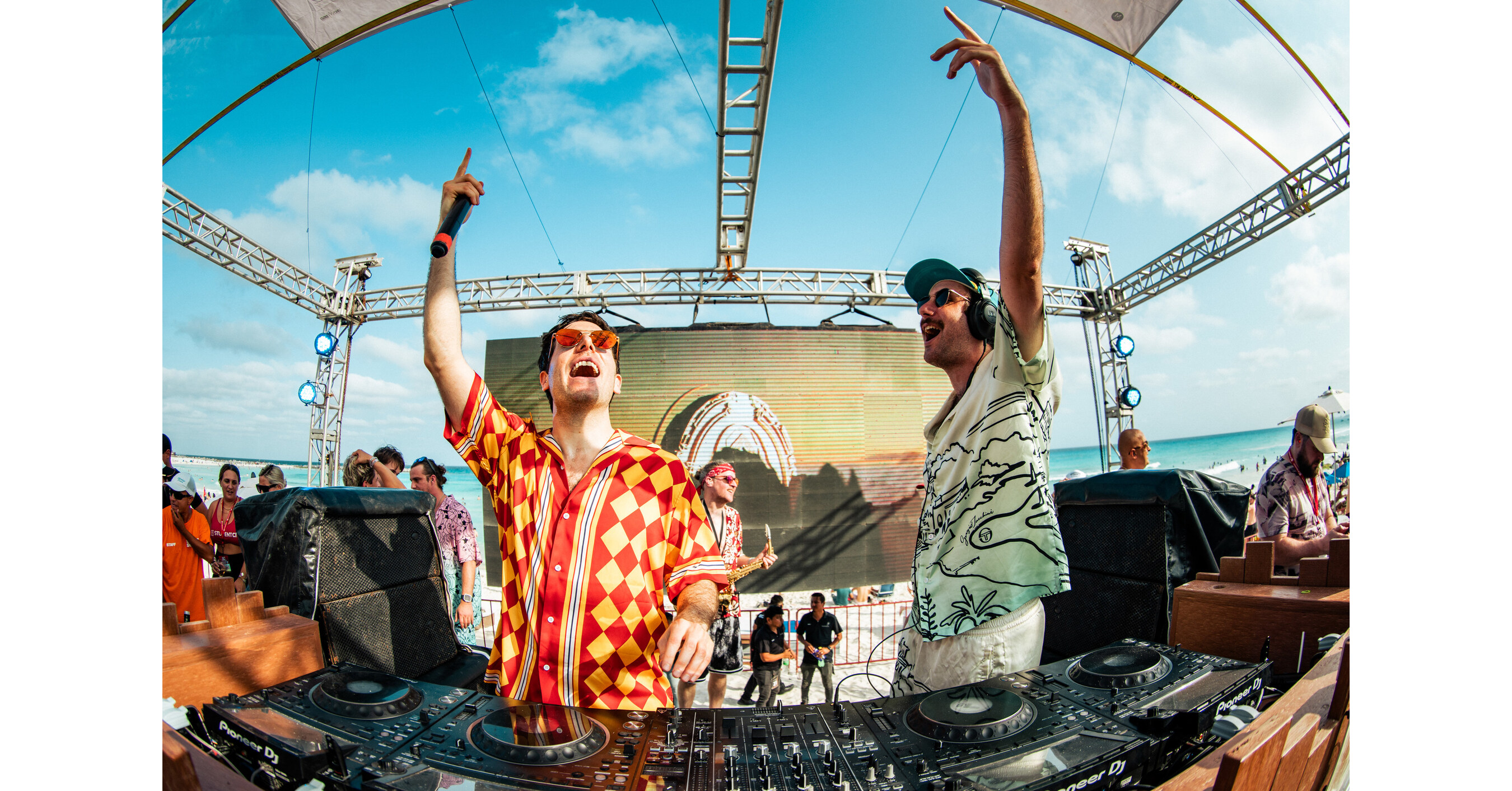 Atlantis Rave ATLANTIS PARADISE ISLAND ANNOUNCES THE RETURN OF ITS LEGENDARY PARTY ...