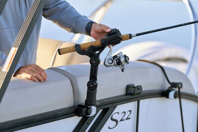Fishing made effortless with the integrated Click & Cruise Rod Holders.