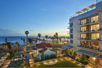 Mission Pacific Beach Resort