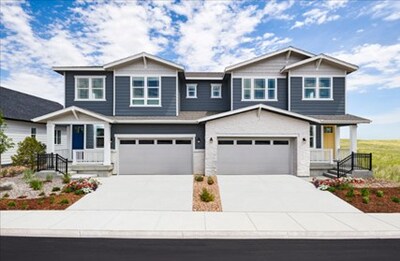 The Lynwood Duo is one of eight Richmond American floor plans available at Skyview at High Point in Aurora, Colorado.