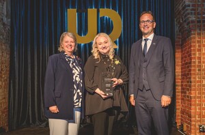 L'Université TÉLUQ célèbre l'excellence en enseignement : Nancy Gagné et l'équipe des DESS récompensées