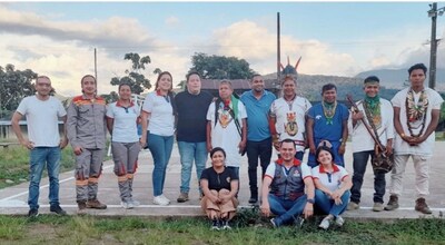 Photo 2 - Inga de Condagua community leaders, Ministry of Interior and Copper Giant team, after agreement on the Methodology Route on November 2024. (CNW Group/COPPER GIANT RESOURCES CORP.)