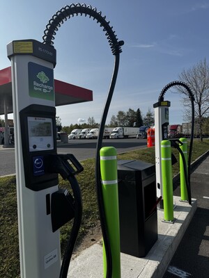 Nouveau réseau de 68 bornes rapides de l'Abitibi à la Gaspésie - Recharge Sprint propulse l'électromobilité au Québec