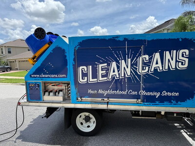 Clean Cans Truck in action