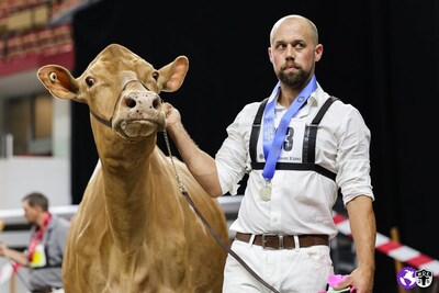 Photo by cowsmo.com