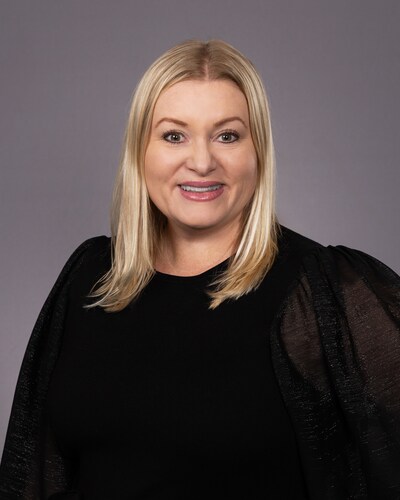 Lindsey Carnett is committed to growing businesses and advancing organizations through her marketing and PR agency, Marketing Maven, founded in 2009 and headquartered in the Greater Los Angeles area with offices in New York City. Marketing Maven was named to the Inc. 2025 List of the Fastest-Growing Private Companies in the Pacific, Inc. 5000 List of Fastest-Growing Private Companies in America in 2018 and 2017, and Entrepreneur 360’s list of Most Entrepreneurial Companies in America in 2016.