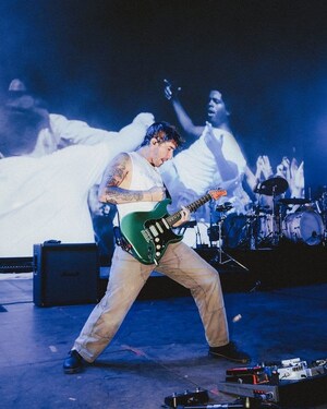 FROM GARAGES TO GLOBAL STAGES: FENDER EXPANDS AMERICAN PROFESSIONAL SERIES, COMBINING HERITAGE, INNOVATION AND POWERFUL PERFORMANCE