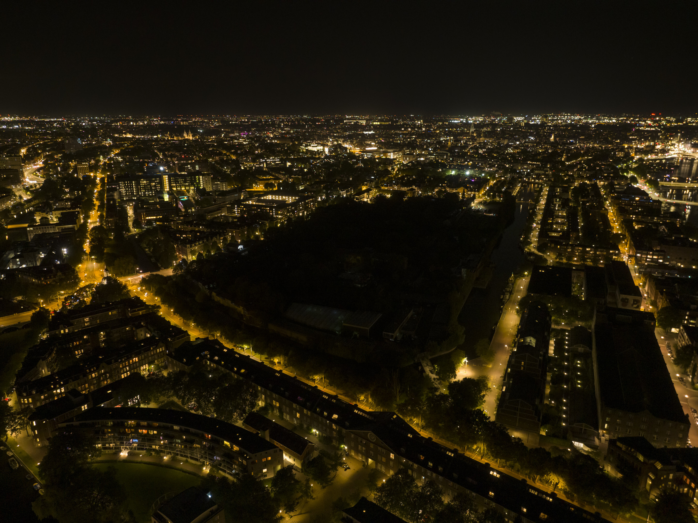 A Scoop for Amsterdam: ARTIS Zoo officially recognized for protection of nocturnal darkness
