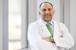 Noted Mercy Gastroenterologist Dr. Raymond Cross Named 2025 Medical Champion Award Recipient by The Crohn's &amp; Colitis Foundation