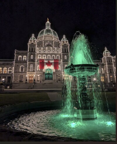 BC parliament front f (CNW Group/BC Association of Clinical Counsellors)