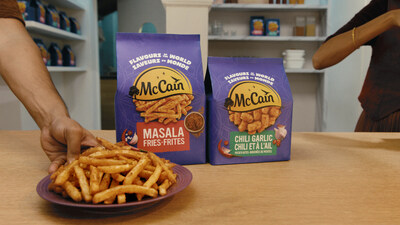 McCain Masala Fries and Chili Garlic Potato Bites, now available at major retailers across Canada. (CNW Group/McCain Foods Canada)