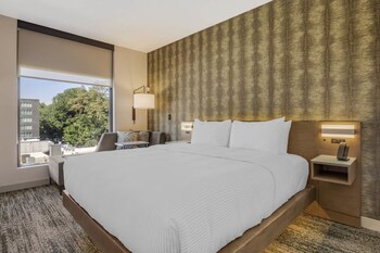 Cambria Hotel Portland - Pearl District