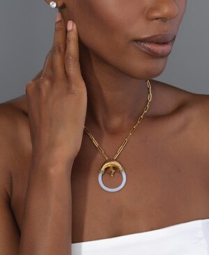 Rebecca Rau Jewels Unveils the THEN &amp; NOW Collection, a Fusion of Ancient Artifacts and Modern Adornment