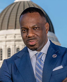 CALIFORNIA TRANSPORTATION SECRETARY TOKS OMISHAKIN TO HEADLINE AUTOMOBILITY LA MAIN STAGE