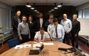 Roma Proclaim Sovereign Non-Territorial State in Haarlem