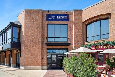 The most legendary luxury brokerage in North Texas has opened another office in Dallas, expanding its 65-year expertise across the fastest-growing metropolitan area in the United States. The latest location for Briggs Freeman Sotheby's International Realty is in the prestigious Park Cities, in Snider Plaza, a beloved shopping district of unique boutiques and eateries. For the brokerage's expert agents, the loft-like new space is an ideal spot for meetings, networking, classes and events.
