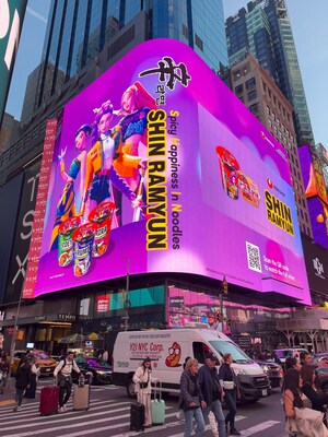 Nongshim Shin Ramyun Advertising and On-site Event at New York Times Square (2)