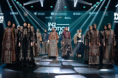 From batik to eco-print, from Jakarta to the world. IN2MOTIONFEST 2025 united 214 fashion designers and artisans under one shared vision: advancing Indonesia's modest fashion through synergy and collaboration. From batik to eco-print, from Jakarta to the world. IN2MOTIONFEST 2025 united 214 fashion designers and artisans under one shared vision: advancing Indonesia's modest fashion through synergy and collaboration.
