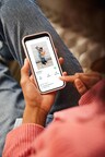 The Aura app makes sharing effortless—photos and videos sent from anywhere appear instantly on connected frames, keeping loved ones close no matter the distance.