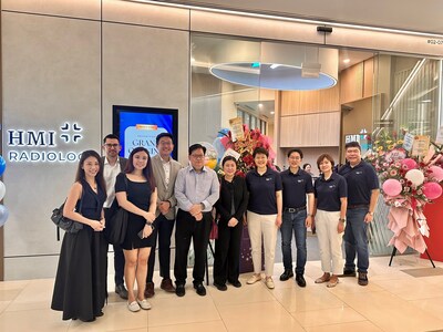 The management of HMI Medical and Siemens Healthineers at the HMI Radiology (Novena) center opening