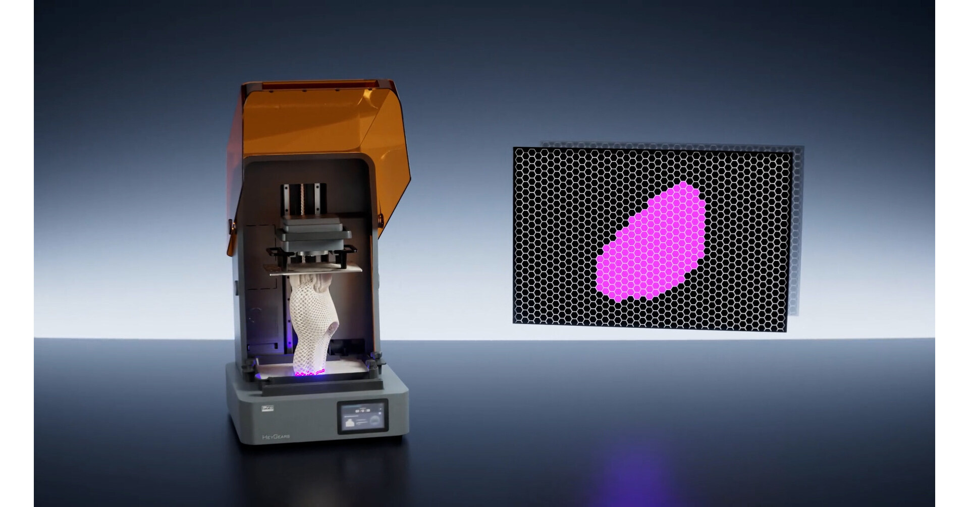 HeyGears lance les imprimantes 3D de la s&eacute;rie Reflex 2 pour permettre aux utilisateurs de passer des prototypes &agrave; la production