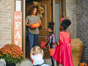 "Trick or Treat": Helping Children Who Have Speech or Language Disorders Enjoy a Halloween Tradition "Trick or Treat": Helping Children Who Have Speech or Language Disorders Enjoy a Halloween Tradition