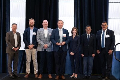 Bechtel senior leaders pose with top supply chain partners honored during the 2025 Supply Chain Excellence Awards. Bechtel senior leaders pose with top supply chain partners honored during the 2025 Supply Chain Excellence Awards.