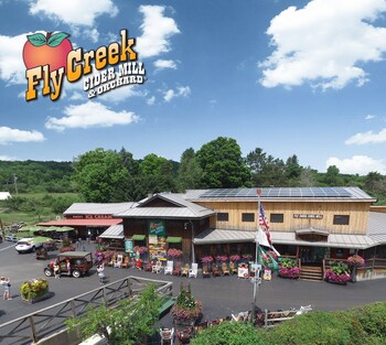 Fly Creek Cider Mill & Orchard