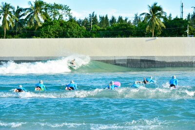 Wave Pool (PRNewsfoto/Riyue Bay Surf Resort)
