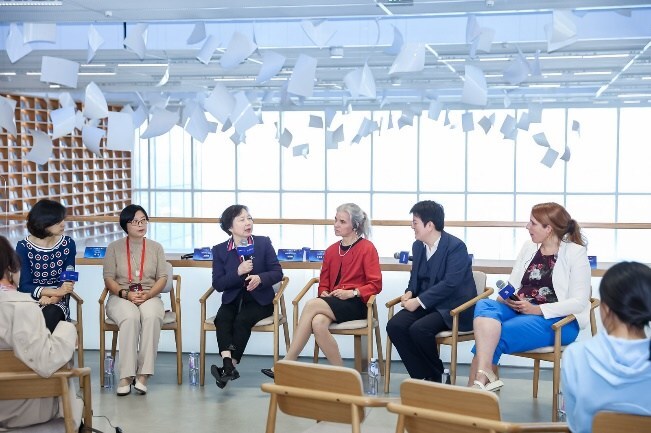 Unable to view the image, Please provide a valid URL.