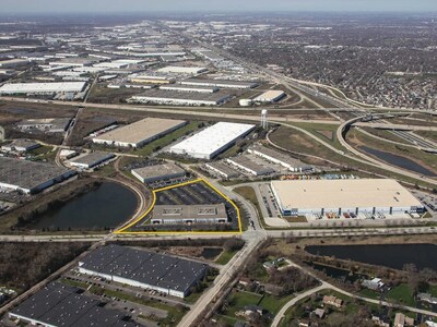 Brennan Investment Group has acquired an 80,000-square-foot industrial building on 8.83 acres in Woodridge, Illinois, as part of its ongoing strategy to expand small-bay and outdoor storage opportunities across Chicagoland’s I-55 corridor. Brennan Investment Group has acquired an 80,000-square-foot industrial building on 8.83 acres in Woodridge, Illinois, as part of its ongoing strategy to expand small-bay and outdoor storage opportunities across Chicagoland’s I-55 corridor.