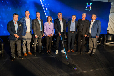 (From Left to Right): Christopher Fazekas, XNRGY’s Vice Chairman of the Board, Scott Butler, Mesa City Manager, Scott Somers, Mesa Vice Mayor, Sandra Watson, President/CEO, Arizona Commerce Authority, Wais Jalali, Founder, Chairman and CEO of XNRGY, Vincent Morin, COO of XNRGY, Christopher Langhoff, Chief People Officer of XNRGY, Matt Jensen, Partner, The Boyer Company pose for a photo during XNRGY’s ribbon-cutting ceremony in Mesa, Arizona, October 23, 2025 (CNW Group/XNRGY Climate Systems)