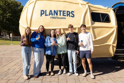 FHU students enjoy the free samples of honey roasted and salted peanuts during the NUTmobile's visit to campus Tuesday, Oct. 21, 2025. FHU students enjoy the free samples of honey roasted and salted peanuts during the NUTmobile's visit to campus Tuesday, Oct. 21, 2025.
