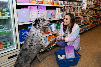 Bundle x Joy founder, Jess Berger, and her dog, Luna.