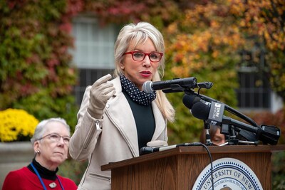 Renowned Sculptor Carolyn Palmer speaking at SUNY Upstate Medical University during the unveiling of her permanently installed monumental bronzes of Dr. Sarah Loguen Fraser and Dr. Elizabeth Blackwell, who now grace the entrance to the university.