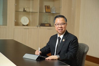 Thailand’s investment applications soared 94% in Jan–Sept 2025 to a record US$42 billion, driven by major FDI in data centers and smart electronics manufacturing, reaffirming Thailand’s strength as a leading destination for high-tech investment. Thailand’s investment applications soared 94% in Jan–Sept 2025 to a record US$42 billion, driven by major FDI in data centers and smart electronics manufacturing, reaffirming Thailand’s strength as a leading destination for high-tech investment.