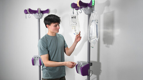 Auburn University students and faculty worked with a global manufacturer of medical equipment to create a new device that eliminates the rush to constantly change IV bags. Auburn University students and faculty worked with a global manufacturer of medical equipment to create a new device that eliminates the rush to constantly change IV bags.