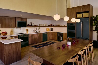 KitchenAid Celebrates Launch of New Major Appliance Line With Immersive Holiday “Room To Host” Pop-Up in New York City