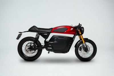 FAMEL debuts at EICMA with EXF Café Racer Red