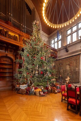 The decorated Fraser fir in Biltmore’s Banquet Hall is the centerpiece of Christmas at Biltmore, which runs Nov. 1, 2025 – Jan. 4, 2026. Credit: The Biltmore Company The decorated Fraser fir in Biltmore’s Banquet Hall is the centerpiece of Christmas at Biltmore, which runs Nov. 1, 2025 – Jan. 4, 2026. Credit: The Biltmore Company