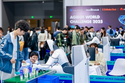 G1 demonstrates the collection of logistics operations on IROS