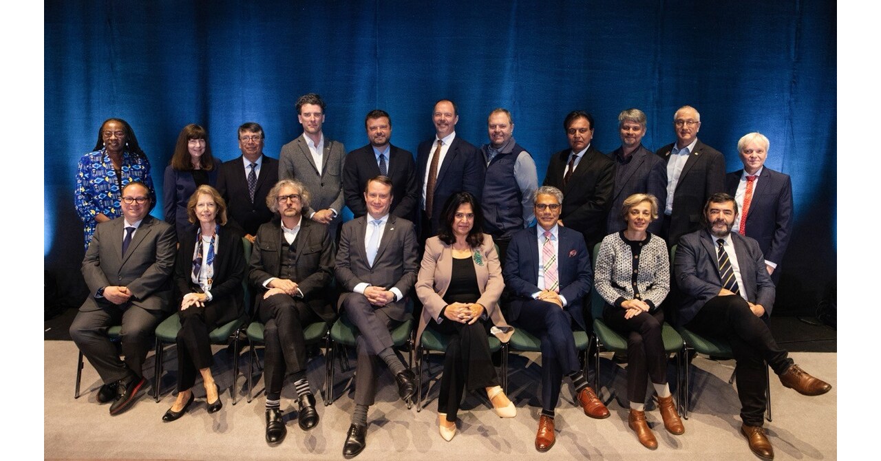 Tripti Sinha erneut zur Vorsitzenden des Vorstands ernannt und Sajid Rahman zum stellvertretenden Vorsitzenden des ICANN-Verwaltungsrats ernannt Tripti Sinha erneut zur Vorsitzenden des Vorstands ernannt und Sajid Rahman zum stellvertretenden Vorsitzenden des ICANN-Verwaltungsrats ernannt