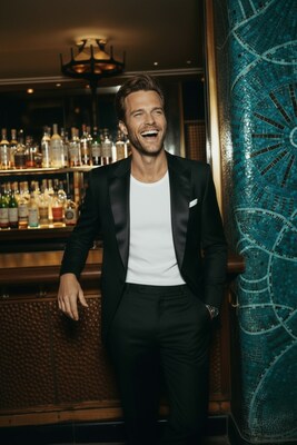 INDOCHINO Made For You (CNW Group/Indochino Apparel Inc.) INDOCHINO Made For You (CNW Group/Indochino Apparel Inc.)