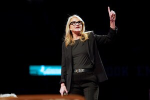 MEL ROBBINS CALLS HER APPEARANCE AT TEXAS CONFERENCE FOR WOMEN A FULL-CIRCLE MOMENT MEL ROBBINS CALLS HER APPEARANCE AT TEXAS CONFERENCE FOR WOMEN A FULL-CIRCLE MOMENT
