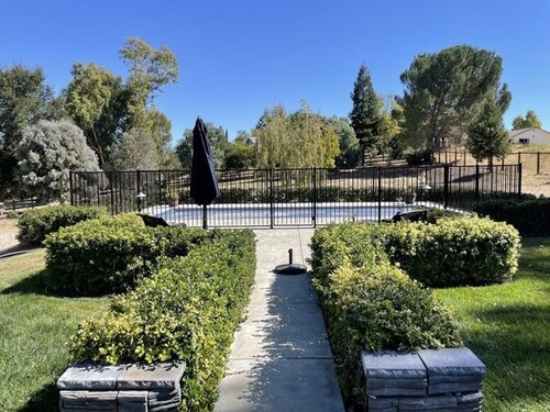 New Paso Robles fence store offers a full inventory.