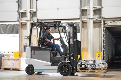 UniCarriers® Forklifts BXCQ Electric Forklift