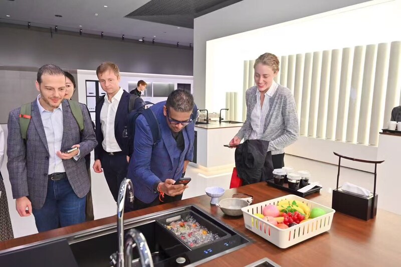 Unable to view the image, Please provide a valid URL.