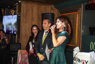 Guest celebrity Paulina Madrazo with hosts Andrés Simg and Vanessa Fukunaga