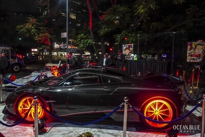 A sleek symbol of speed illuminating Mexico City’s grandest night