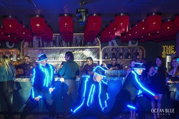 A choreographed Michael Jackson tribute show raised the roof